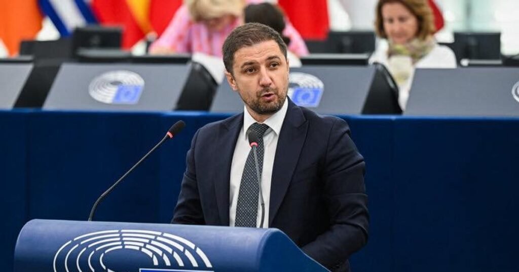 AUR anunță o nouă moțiune de cenzură. „Ceea ce face actualul Guvern depășește cu mult limitele constituționale”