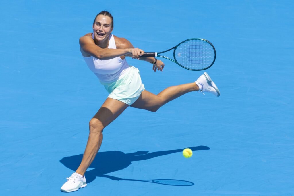 Arina Sabalenka, deținătoarea trofeului, eliminată în sferturi de finală la Cincinnati Arina Sabalenka, deținătoarea trofeului, eliminată în sferturi de finală la Cincinnati