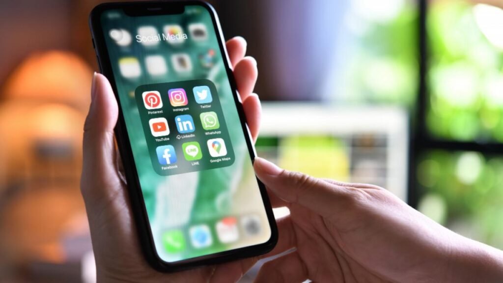 Autoritățile dintr-un oraș japonez vor să limiteze utilizarea smartphone-urilor la două ore