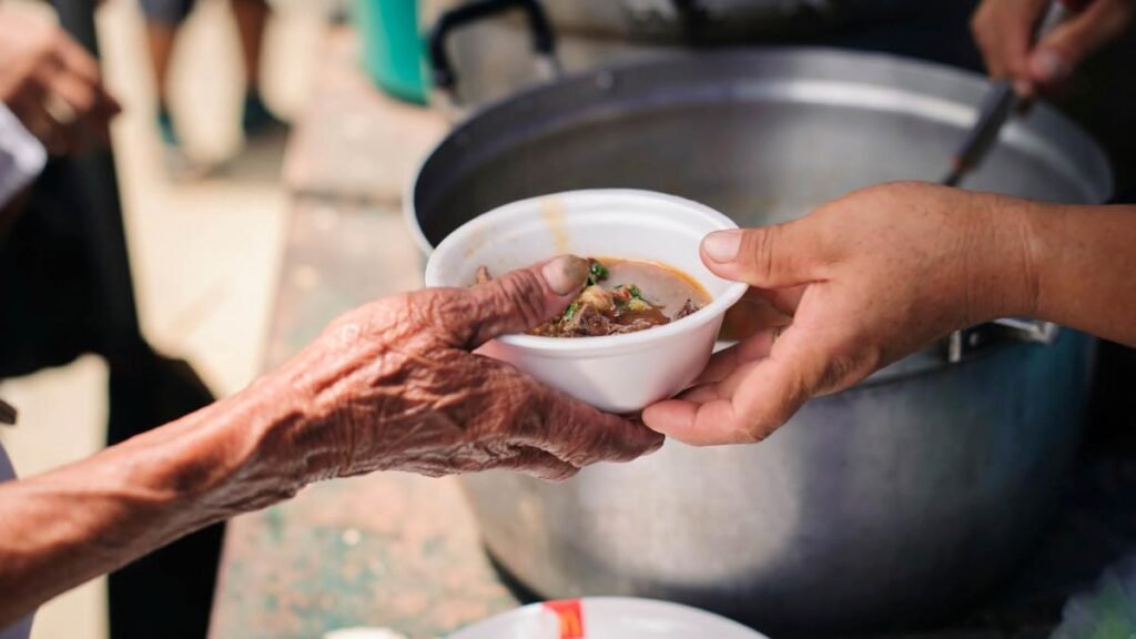 Care-i legătura dintre expresia „Bogdaproste” și termenul „prost”