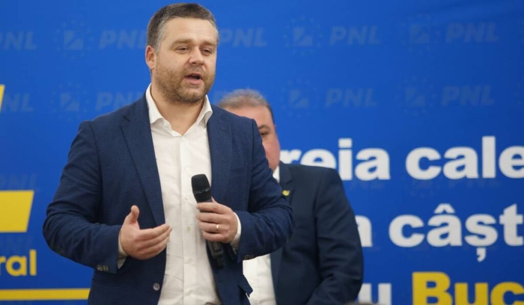 Ce a răspuns Ciprian Ciucu în momentul în care a fost întrebat dacă va candida la Primăria Capitalei Răspunsul lui Ciprian Ciucu când a fost întrebat dacă va candida la Primăria Capitalei