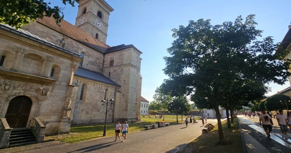 Cele mai frumoase locuri de pe Via Transilvanica. Prin ce localități trece faimoasa rută de drumeție din România