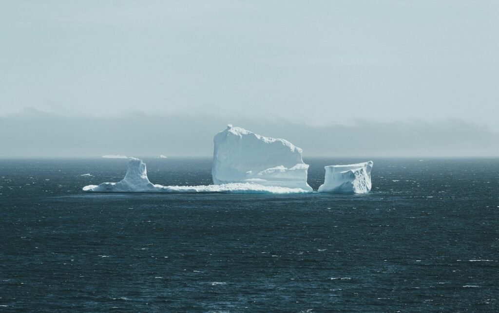 Cercetătorii au făcut o descoperire surprinzătoare: Topirea gheții arctice s-a redus mult, dar e și o veste proastă