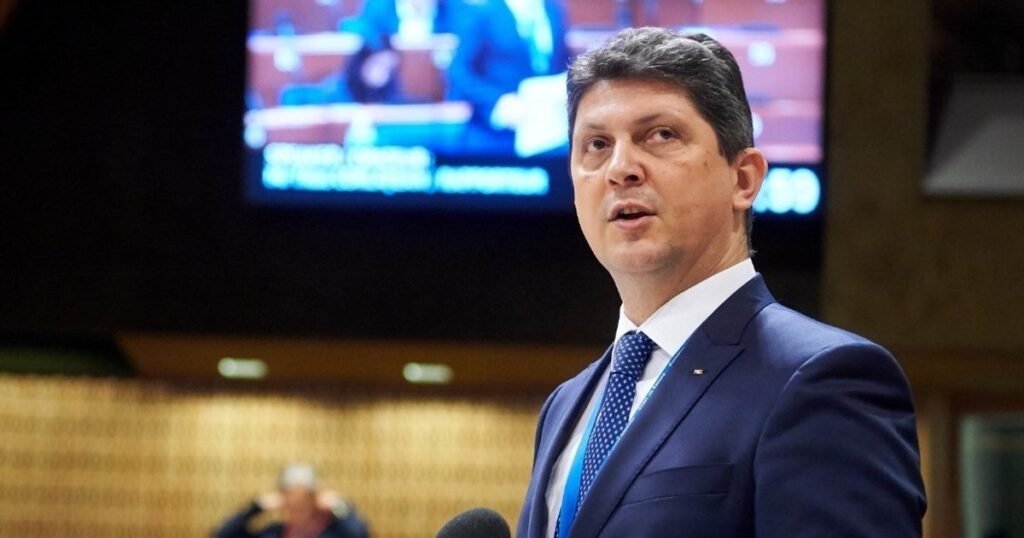 Cine sunt liderii PSD care au trecut de partea lui Titus Corlățean. Ce rol au Ponta și grupul de la Cluj SURSE