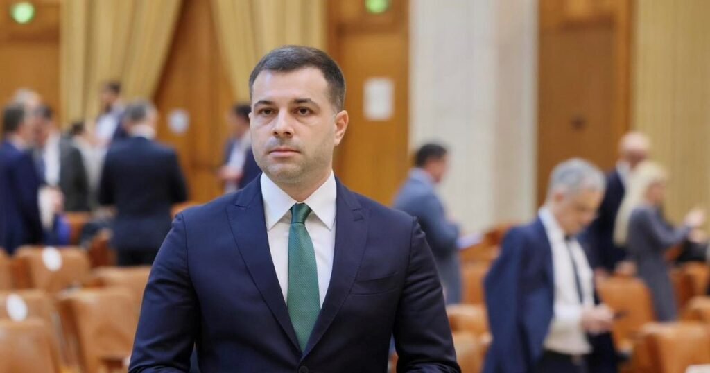 Coaliția, la cuțite pe tema măsurilor care vizează PNRR. „România nu se conduce din birou, cu pixul pe hârtie, ci din teren”