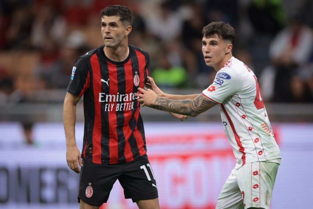 Coșmar pentru fundașul român de la AC Milan: autogol și eliminare în primele 20 de minute Coșmar pentru fundașul român de la AC Milan: autogol și eliminare în primele 20 de minute