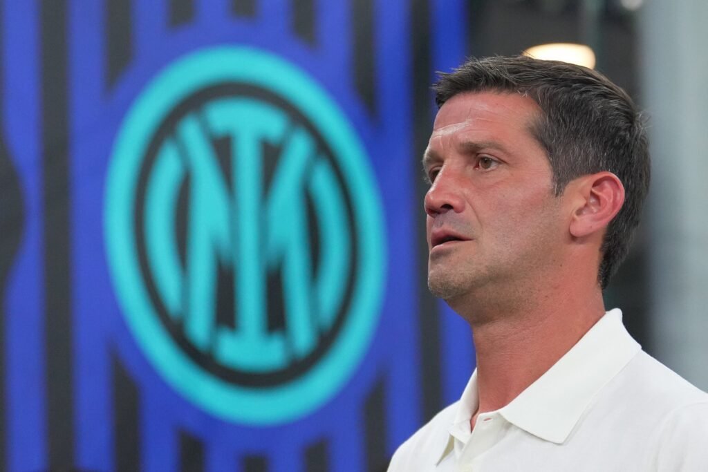 Cristi Chivu le transmite un mesaj direct fotbaliștilor lui Inter: “Toți au datoria să o facă” Cristi Chivu a intrat în istoria lui Inter la debutul în Serie A: Performanța unică reușită