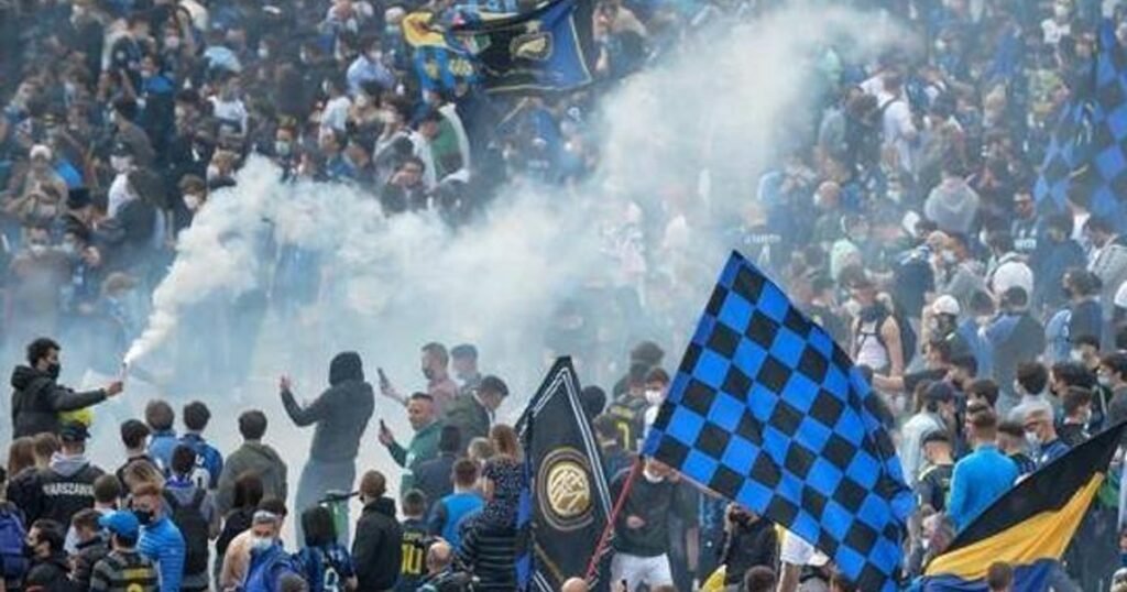 Cristi Chivu, în mijlocul unui război civil la Inter. „Planul este clar: bani în loc de pasiune, marionete în loc de fani” Cristi Chivu, în mijlocul unui război civil la Inter. „Planul este clar: bani în loc de pasiune, marionete în loc de fani”