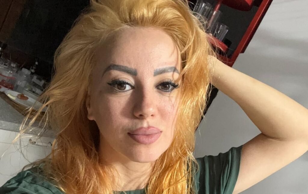 Cu ce se ocupă Larisa Drăgulescu de când s-a retras din showbiz: „Nu mi-a impus nimic iubitul meu”. E activă în continuare și pe OnlyFans