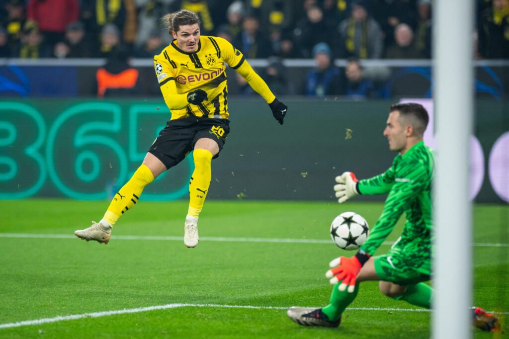 FC Barcelona îi prelungeşte contractul lui Peña până în 2029 şi îl împrumută la Elche FC Barcelona îi prelungeşte contractul lui Peña până în 2029 şi îl împrumută la Elche