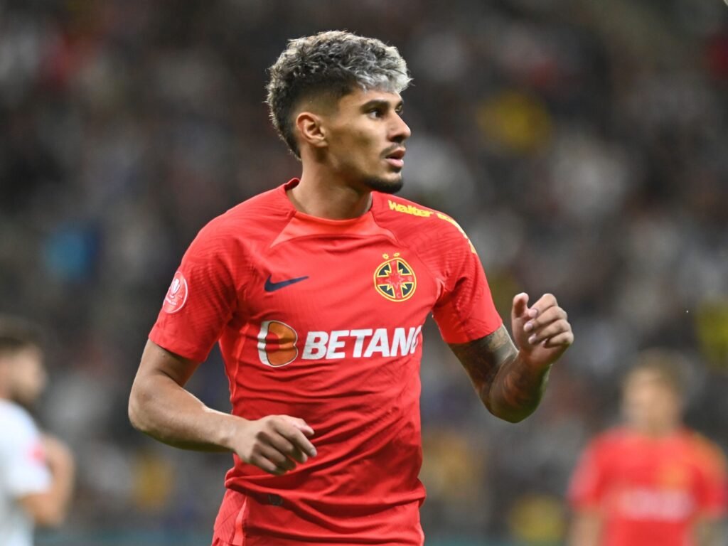 FCSB vrea să dea lovitura și încearcă repatrierea lui Florinel Coman