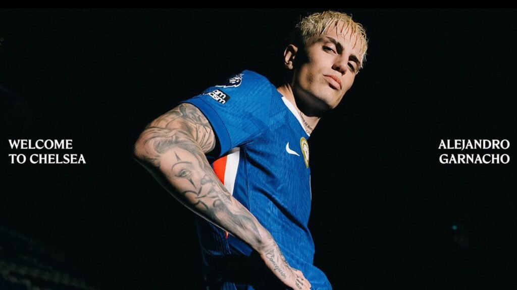 Garnacho pleacă de la Manchester United și semnează cu Chelsea pentru 54 de milioane de dolari