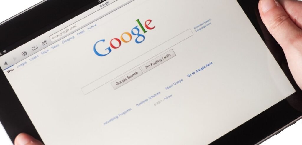 Google AI Overviews is OFF in Romania as of August 8, 2025 Image default