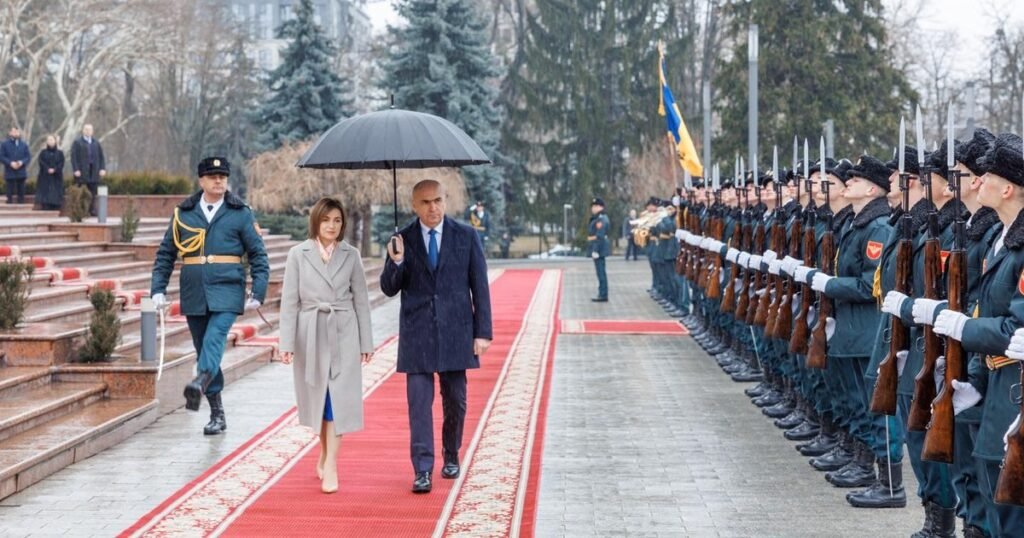 Ilie Bolojan, prima vizită la Chișinău în calitate de premier: discuții cu Maia Sandu şi Dorin Recean