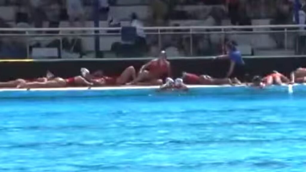 Incident armat la Campionatul Mondial feminin de polo U20 feminin din Salvador de Bahia Teroare la Mondialul feminin de polo pe apă sub 20 de ani din Brazilia, meci întrerupt de împușcături