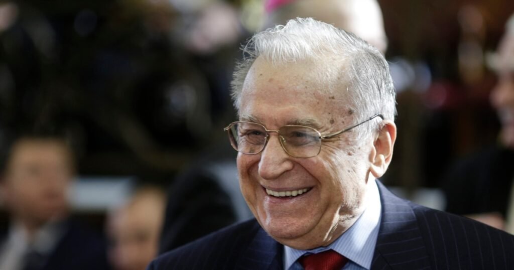 Istoria îl va judeca. Este obligația noastră să lămurim marile dosare