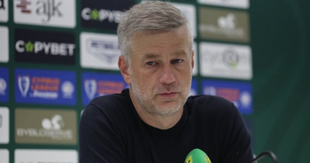 Legia lui Edi Iordănescu, umilită în Europa League. Tehnicianul român, devastat: „Îmi cer scuze” Legia lui Edi Iordănescu, umilită în Europa League. Tehnicianul român, devastat: „Îmi cer scuze”