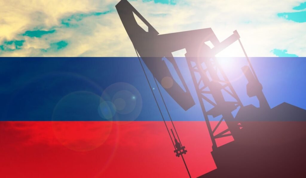 Steagul Rusiei cu pompă de petrol. Simbolul celei mai mari producții și exportatoare de petrol