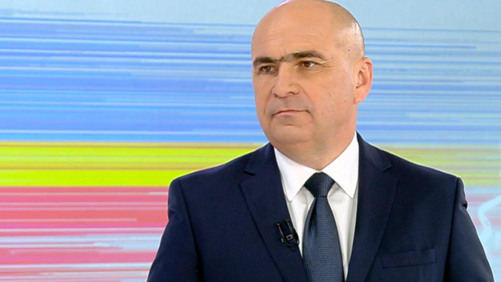 Premierul Ilie Bolojan primit de omologul moldovean, Dorin Recean, la sediul Guvernului de la Chişinău
