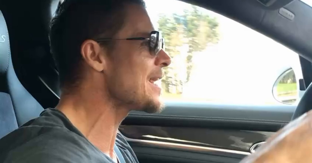 Promisiunea Mihaelei Rădulescu pentru Felix Baumgartner. Vedeta a publicat un videoclip cu ei cântând: „Voi lupta pentru tine, iubirea mea”