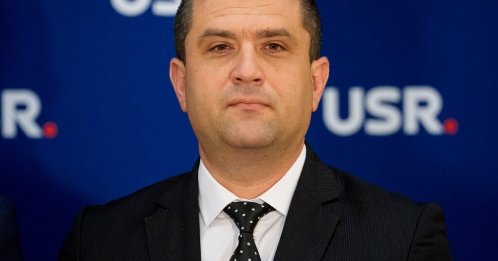 Radu Miruță: „Companiile de stat sunt folosite pentru a se bate joc de statul român”