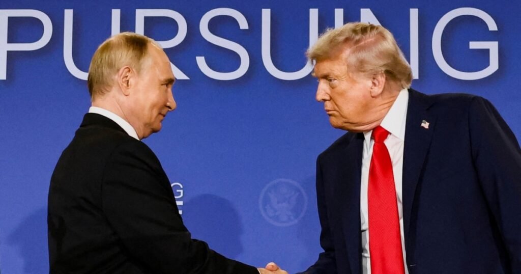 Convorbire Putin-Trump. Tensiuni legate de războiul din Ucraina și rachetele Tomahawk Reacția lui Donald Trump după ce rușii au bombardat o fabrică americană din Ucraina. Ce i-a spus imediat lui Putin