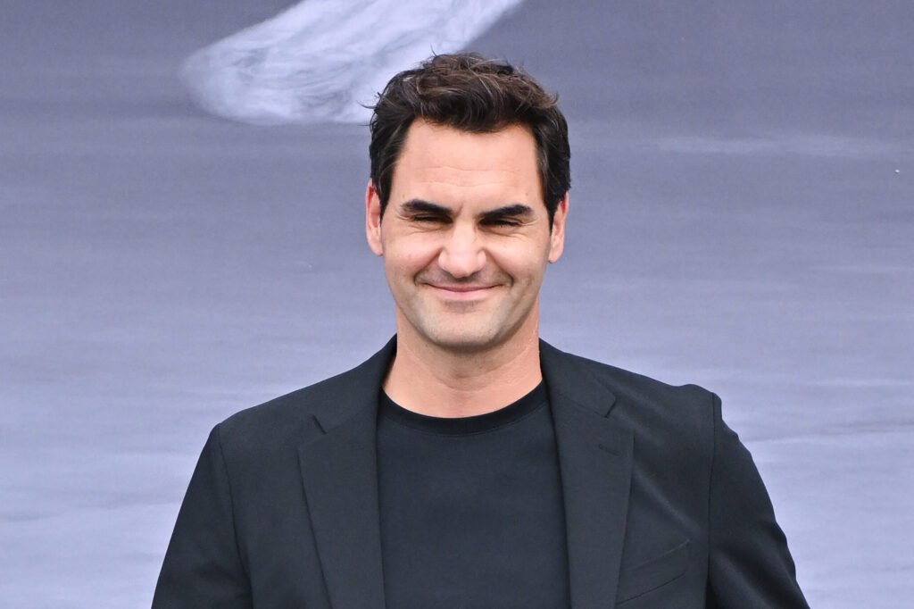 Roger Federer este miliardar. Este al doilea jucător de tenis care atinge această bornă, după Ion Țiriac Roger Federer este miliardar. Este al doilea jucător de tenis care atinge această bornă, după Ion Țiriac