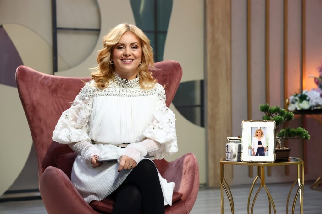 Simona Gherghe se întoarce la „Mireasă”, în locul Mirelei Vaida. Anunțul făcut de vedetă în urmă cu puțin timp. „Sunt entuziasmată”