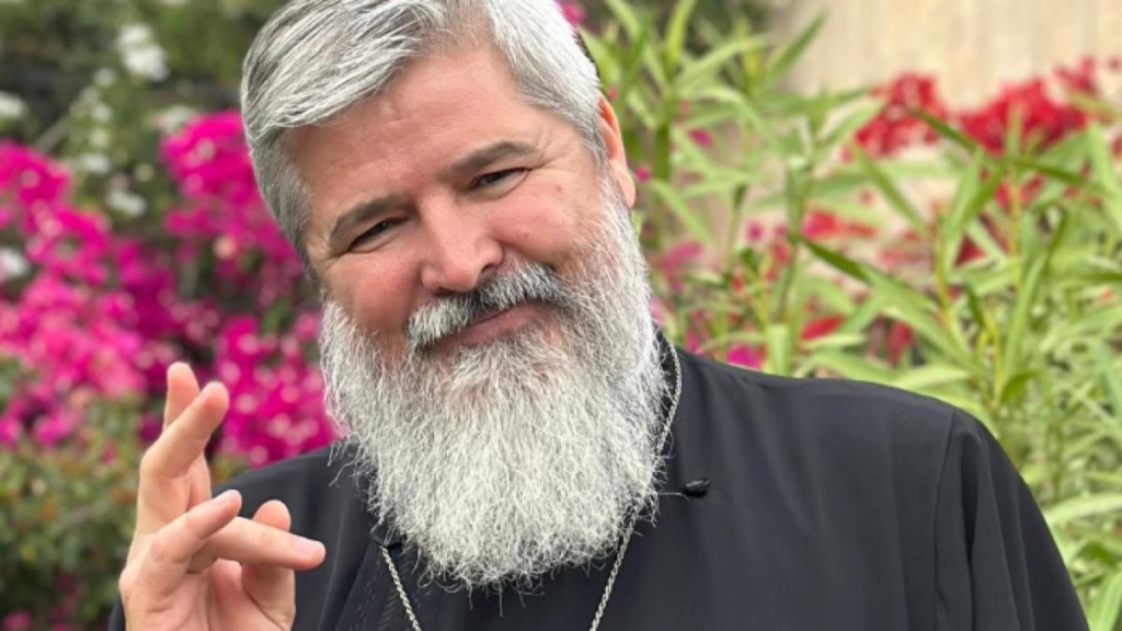 Spunem „La mulți ani” de Adormirea Maicii Domnului? Răspunsul părintelui Vasile Ioana