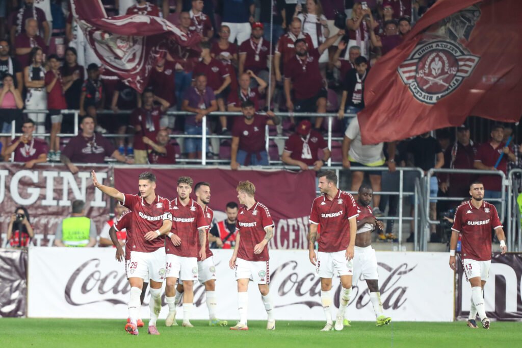Superliga. Rapid învinge UTA în etapa a 8-a, scor 2-0, și rămâne neînvinsă. Arad, la primul eșec Superliga. Rapid învinge UTA în etapa a 8-a, scor 2-0, și rămâne neînvinsă. Arad, la primul eșec