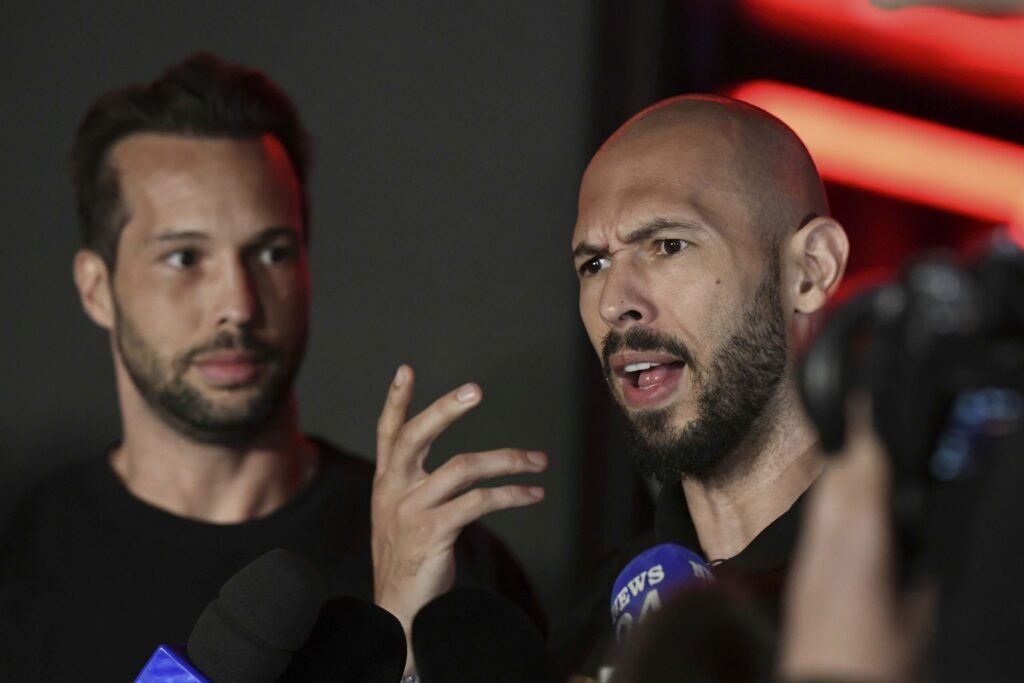 The Times: Frații Tate își fac un buncăr de lux de 3,9 milioane de dolari la București, cu bară de striptease