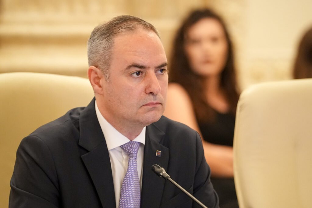 Trebuie să trecem de la buget pe hârtie la unul electronic în 2026