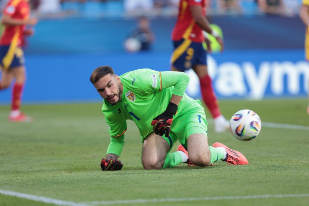 Udinese, cu portarul român Răzvan Sava titular, remizează cu Verona, scor 1-1, la debutul noului sezon
