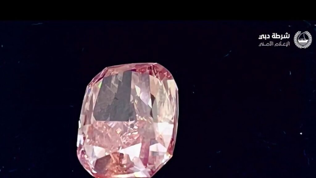 Un jaf de 25 de milioane de dolari a fost dejucat la Dubai Un jaf de 25 de milioane de dolari a fost dejucat la Dubai