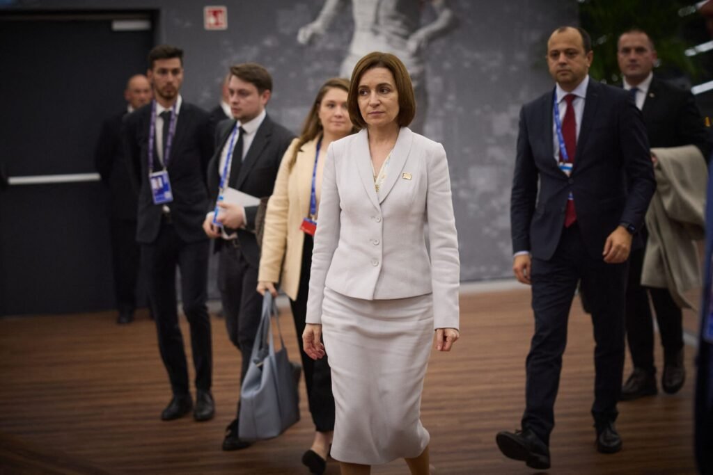 Unde sunt banii? Cum e târâtă România într-una dintre cele mai toxice operațiuni anti-democratice