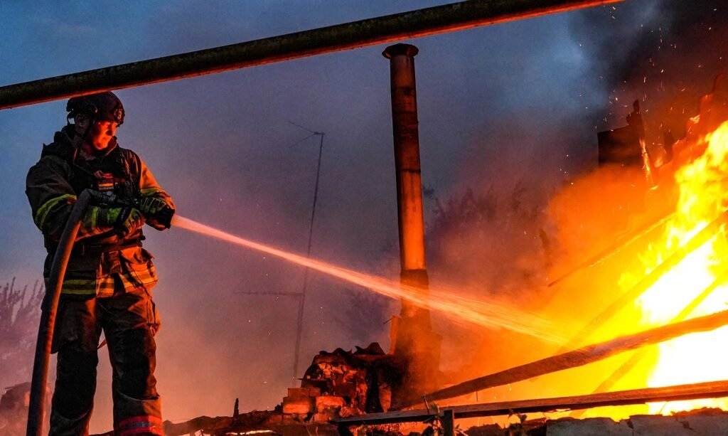 Ziua 1273 Sute de drone asupra Ucrainei după întâlnirea de la Casa Albă. Kievul lovește în Volgograd (Video). Elveția îi oferă imunitate lui Putin, "căpcăunul de la ușile noastre"