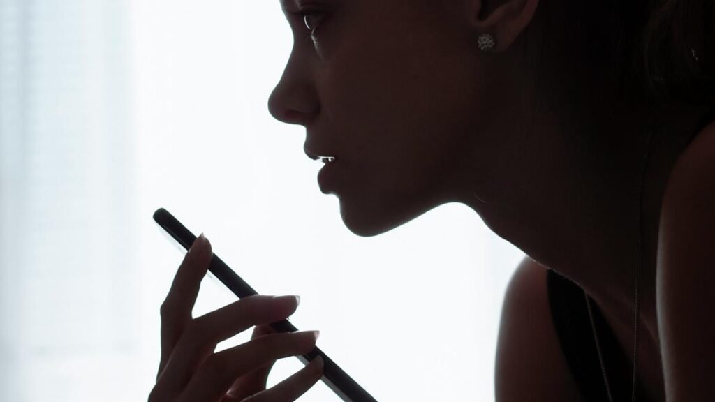 poate detecta cancerul de laringe doar ascultând vocea pacienților