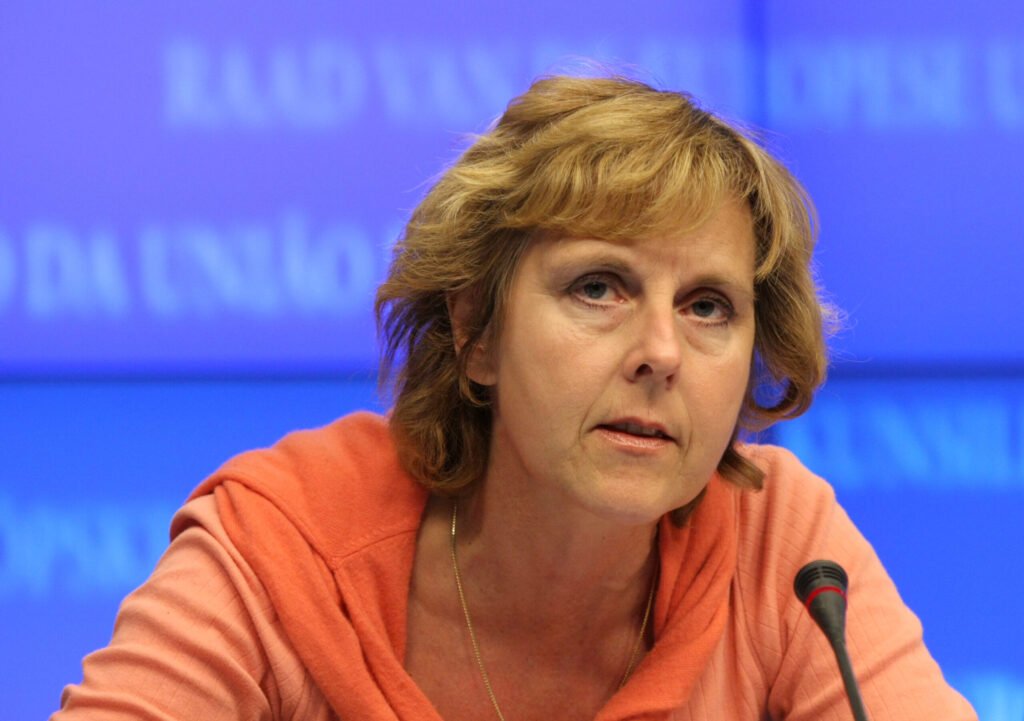 „Ar trebui să le fie rușine”