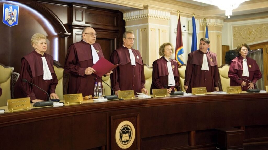 Un judecător al Curții Constituționale, la 8 luni după anularea alegerilor prezidențiale: „Îmi pare rău că CCR nu a cerut scuze alegătorilor”