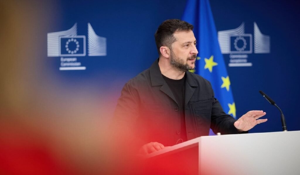 „Pacea trebuie să fie durabilă” La Bruxelles, președintele Ucrainei, Volodymyr Zelenskyy, a avut o întâlnire cu președinta Comisiei Europene, Ursula von der Leyen. - 17 august 2025