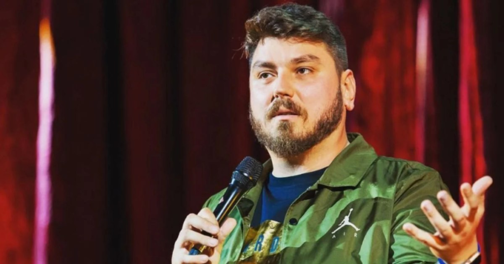 „Proful tău, Micutzu Cosmin Nedelcu, te așteaptă!”. UNATC lansează patru programe noi de masterat, printre care unul dedicat stand-up comedy