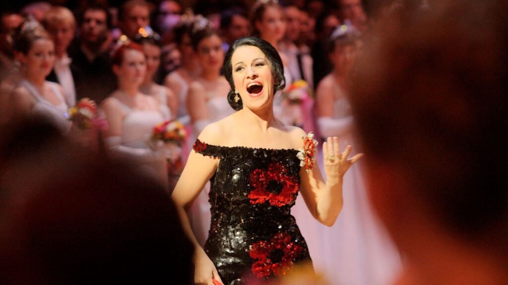 Angela Gheorghiu – 35 de ani de excelență și refuzuri Angela Gheorghiu - 35 de ani de excelență și refuzuri