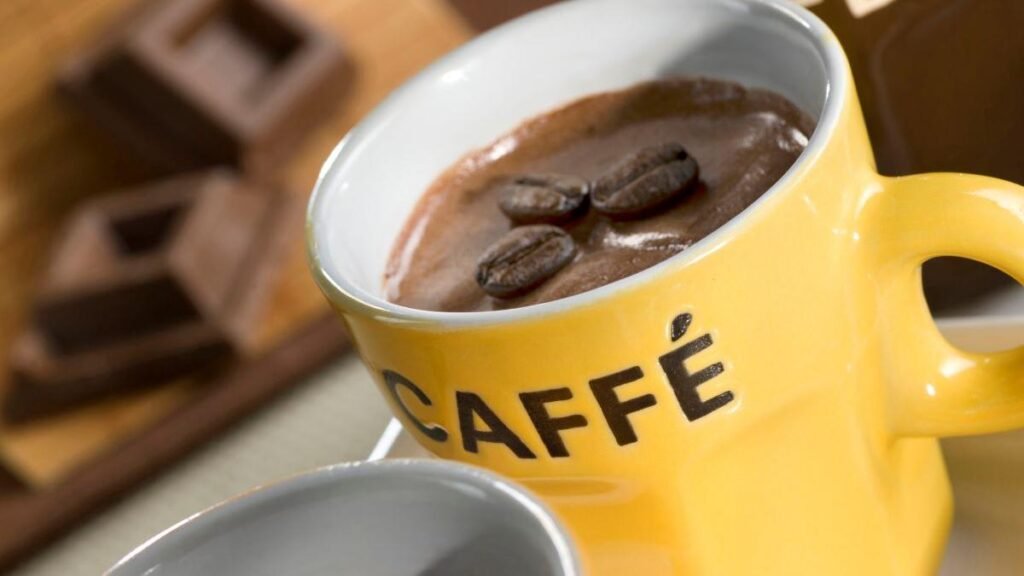 Băuturile energizante cresc tensiunea arterială mai mult decât cafeaua