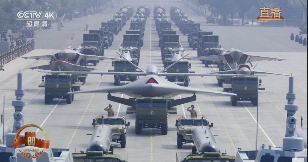 Beijingul își afișează forța în prezența lui Putin și Kim Jong Un: China a prezentat drone subacvatice gigantice și sisteme laser de apărare aeriană la paradă