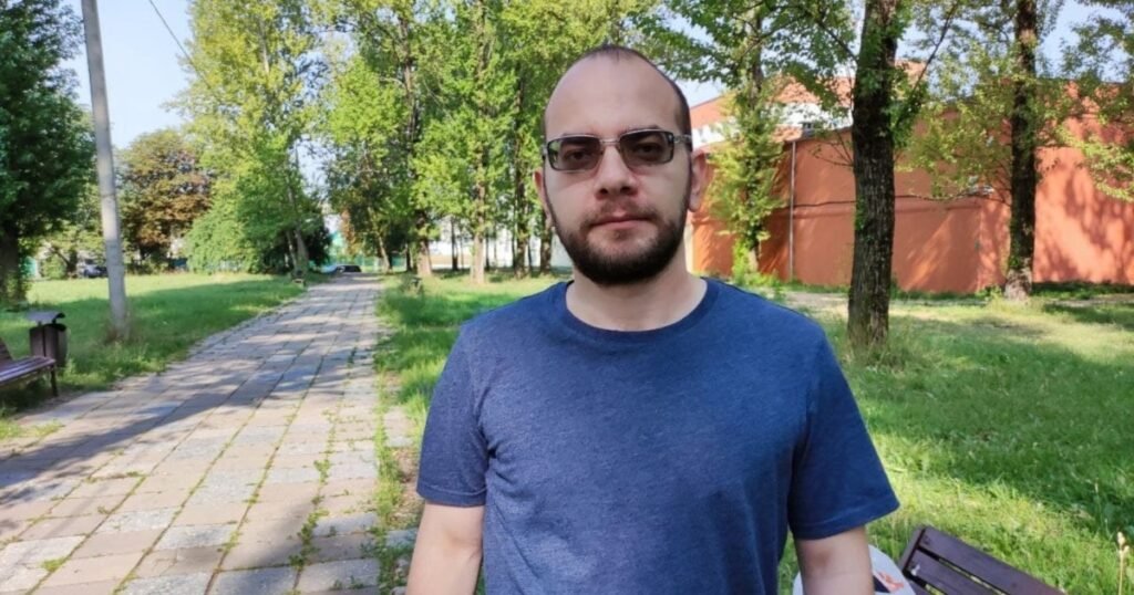 Belarus. Jurnalistul Ihar Iliaș, condamnat la patru ani de închisoare pentru „extremism”, după critici la adresa regimului Lukașenko Belarus. Jurnalistul Ihar Iliaș, condamnat la patru ani de închisoare pentru „extremism”, după critici la adresa regimului Lukașenko