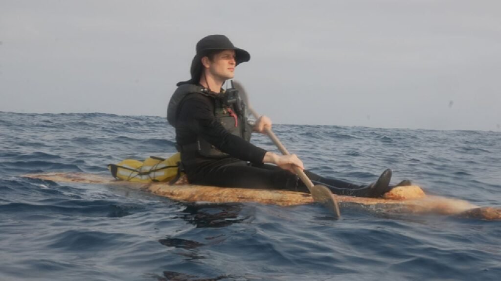 Caiac din ciuperci, alternativă ecologică la plastic Un bărbat navighează zeci de kilometri într-un caiac făcut din ciuperci: „Alternativă ecologică pentru plastic”