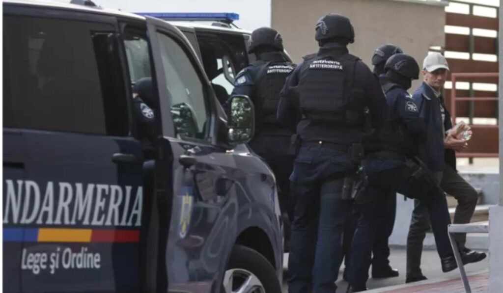 Alexandru Bălan adus cu duba de jandarmi la DIICOT, marți, 9 septembrie 2025