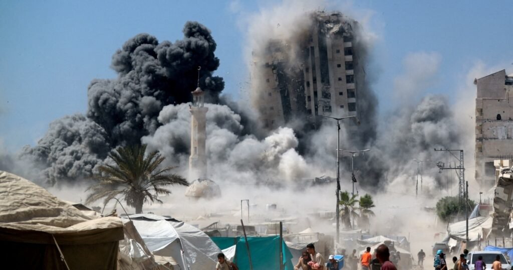 Cel puțin 14 persoane ucise în ultimele atacuri israeliene asupra orașului Gaza