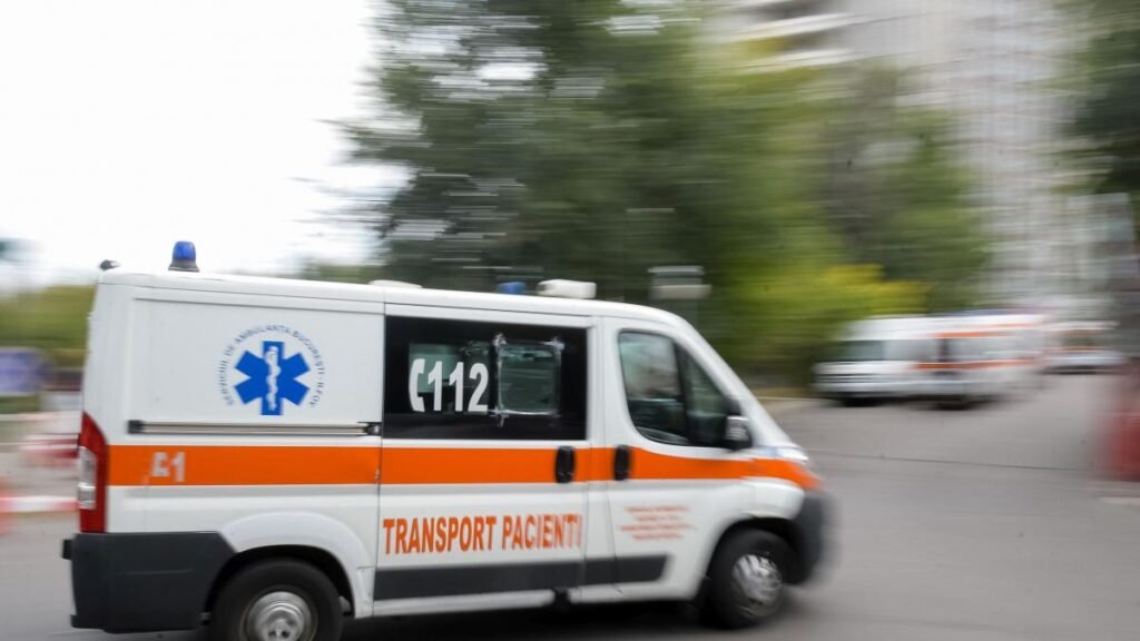 Copilă de 13 ani, la spital după ce a vapat Copilă de 13 ani, la spital după ce a vapat