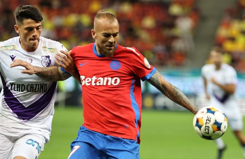 FCSB a primit răspunsul după oferta pentru un fundaș central